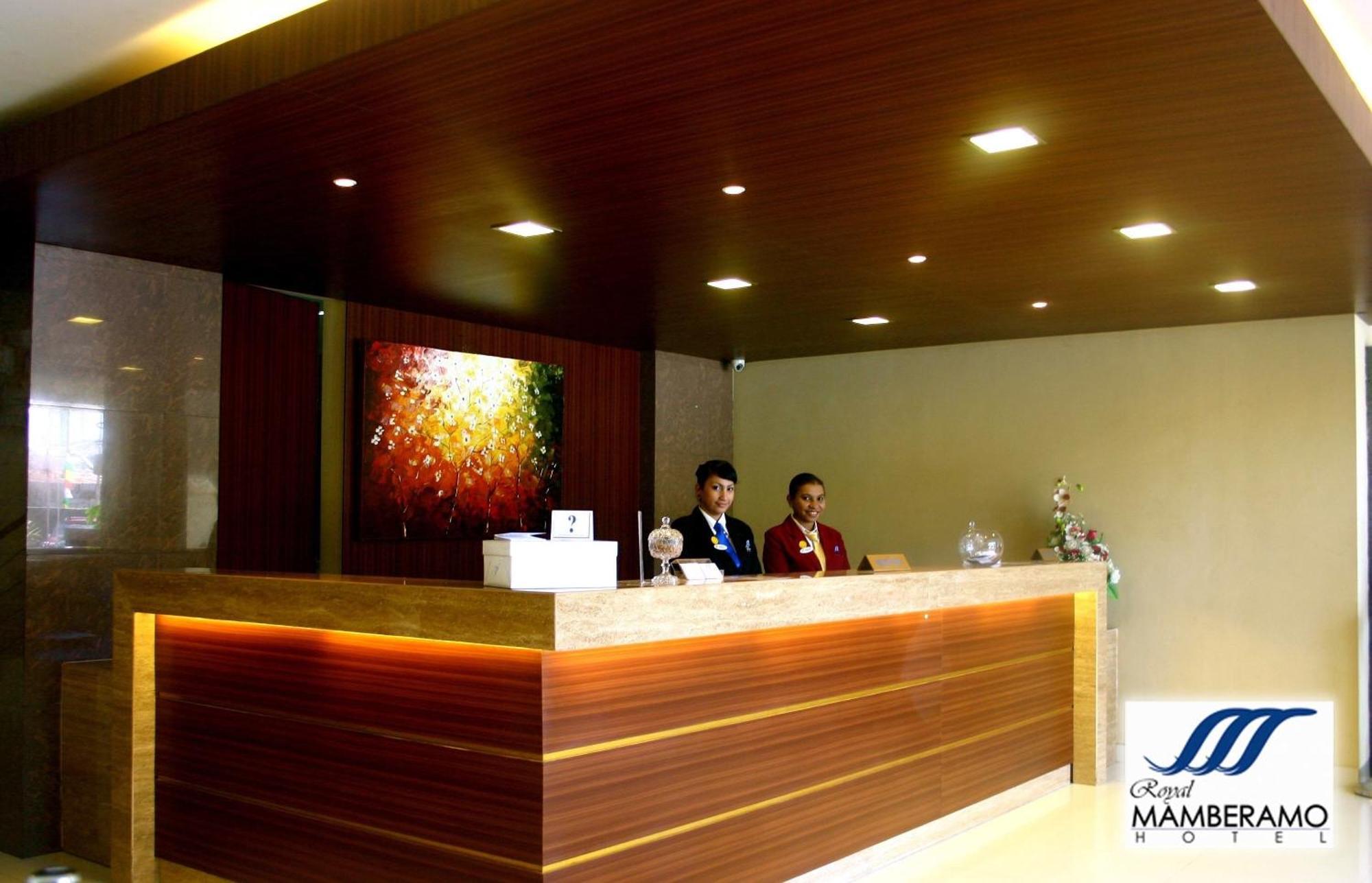罗亚曼伯拉莫酒店 索龙 外观 照片