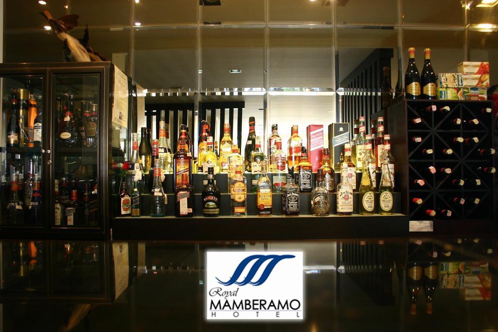 罗亚曼伯拉莫酒店 索龙 外观 照片